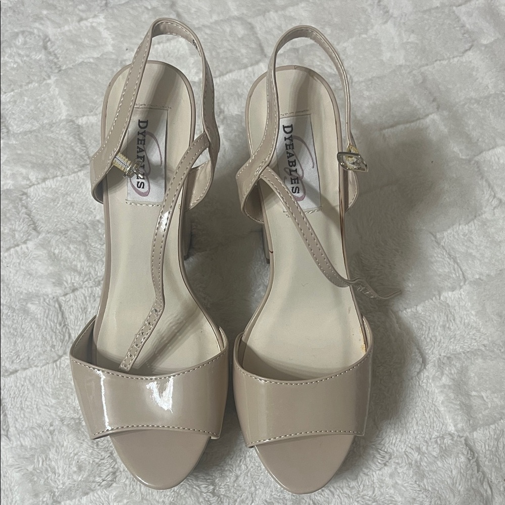 DYEABLES Whitta platform heels